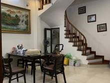 Hình ảnh Bán nhà dân xây, Đống Đa quận, 30m 5T MT 4.6m. Sổ đẹp. Ngõ thông. 4.35