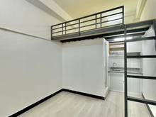 Hình ảnh Cách Huit 300m - siêu phẩn cho sinh viên và công nhân