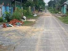 Hình ảnh Chủ kẹt tiền bán gấp lô đất mặt tiền đường nhựa . gần chợ long hải , g