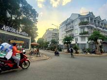 Hình ảnh Duy nhất -căn góc Biệt thự 360m tại Gò Vấp, nhiều gỗ quý nội thất đỉnh