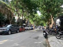 Hình ảnh Bán lô đất rẻ nhất góc 2 mặt tiên đường Xuân Thuỷ 260triệu/m2 Cao tầng