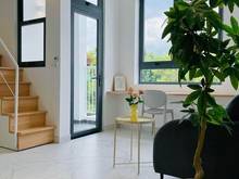 Hình ảnh CHO THUÊ CHDV DUPLEX Gần Emart - Trên mặt tiền đường tiện di chuyển