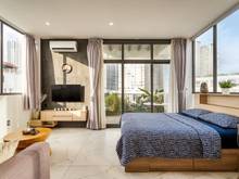 Hình ảnh Penthouse Large Balcony With Many Trees_View Landmark Or Bitexco Q1 BT