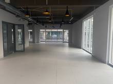 Hình ảnh Cho thuê mặt bằng văn phòng 180m2 sàn căn góc KĐT Sala giá chỉ 65 tr