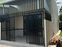 Hình ảnh Cần tiền bán gấp Nhà mới xanh 1 tần trệt : 1 phòng khách + 3 phòng ngủ
