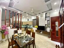 Hình ảnh Bán nhà ngô gia tự -q long biên. nhà 3 tầng, dt 30m2, giá 2.6 tỷ, nhà