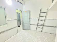 Hình ảnh Phong trọ có gác, co máy lạnh dg lê trọng tấn quân tân phú