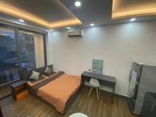 Hình ảnh DUY NHẤT studio BALCON RIÊNG gần công trường dân chủ