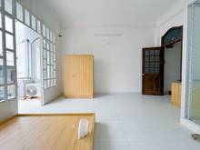 Hình ảnh Studio ban công full nội thất gần cầu chữ Y