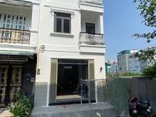 Hình ảnh Cần cho thuê nhà phố 4PN, 3WC, mặt tiền 8m. Tiện ở, kinh doanh