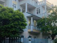 Hình ảnh Bán nhà mặt tiền KDC Nhân Phú, Q9, 90m2, 4 tầng, 4 phòng ngủ, sổ vuông