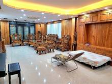 Hình ảnh Bán gấp nhà Mặt phố Phạm Huy Thông giá 20.5 tỷ, 45mx 3T, View hồ