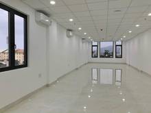 Hình ảnh Toà nhà 7 tầng phường Hoà Cường, với DT 700m2, giá 70tr/tháng.