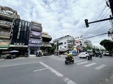 Hình ảnh Nhà Mặt Tiền D2 Nguyễn Gia Trí 5x20m trệt 3 Lầu. Ngay ĐH Ngoại Thương