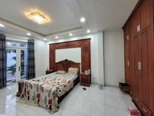 Hình ảnh Sở hữu ngay căn nhà mơ ước 4 tầng Mặt Tiền Nguyễn Tư Giãn, Quá đẹp!