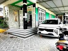 Hình ảnh NHÀ ĐẸP 2 MẶT TIỀN 1 TRỆT 1 LẦU  Sân ÔTÔ để được 4 Xe 7 Chổ..5PN SHR