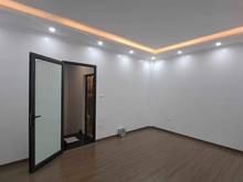 Hình ảnh Bán nhà Nguyễn Văn Cừ, Bồ Đề. Ngõ thông, ô tô vào nhà. Hơn 4 tỷ