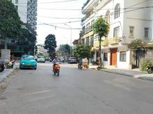 Hình ảnh Chính chủ cần bán gấp nhà phố Quảng an Tây Hồ 60m 7 tầng Thang máy