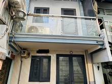 Hình ảnh Chủ kẹ tiền bán căn nhà Tôn Thất Thuyết Quận 4 nhà đẹp dọn vô ở ngay