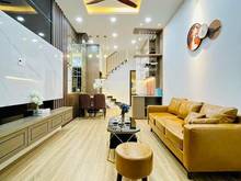 Hình ảnh Chính chủ cần bán nhà gấp 1trệt 2 lầu 4phòng ngủ 3tolet , sân thượng,