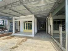 Hình ảnh Cần sang nhà mặt tiền đường Trường Đông  TX Hòa Thành TP Tây Ninh SHR