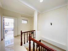 Hình ảnh Bán nhà phố Khương Trung, ô tô đỗ cửa, 2 thoáng