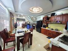 Hình ảnh Q3 TRƯỜNG SA Hẻm 6M KD Đỉnh DT 100M2 Ngang 7,6M 4 Tầng Sát M.Tiền