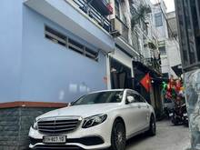 Hình ảnh HXH sau lưng căn mặt tiền 3 tầng 4PN nhỉnh 4T