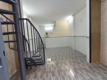Hình ảnh Nhà Rẻ 2Tỷ x, 33M2, Sát Mặt Tiền PHẠM VĂN BẠCH, Sát chợ Tân Trụ