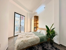 Hình ảnh Căn Hộ Giá Rẻ Ban Công Full Nội Thất Ngay VinCom Nguyễn Xí