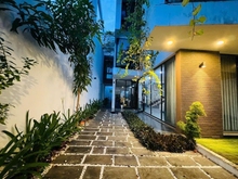 Hình ảnh Cho thuê biệt thự sân vườn 5 phòng ngủ gần Crown