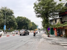 Hình ảnh Cho thuê nhà Lô góc phố Tăng Bạt Hổ, 350m2 x 2 tầng, Mặt tiền 35m
