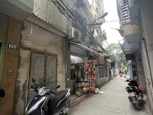 Hình ảnh Bán nhà đẹp Trung Kính CG, 33m 5T MT4m. 30m ra oto. Ngõ thông. 5 tỷ