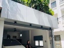 Hình ảnh Nhà đẹp , xe hơi gara hẻm 220 Hoàng Hoa Thám quá đẹp