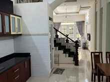 Hình ảnh XE HƠI đổ cửa HOÀNG HOA THÁM 47m2, 4 TẦNG, 4PN, nhà Mới Full Nội thất