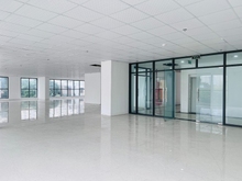 Hình ảnh Cho thuê sàn văn phòng 200m2 và 345m2 mới tinh tại Nguyễn Huy Tưởng
