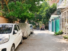 Hình ảnh Nhà phân lô Hoàng Quốc Việt Việt, Nghĩa Đô, 70m 5 tầng 5mt, ô tô tránh