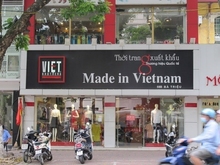 Hình ảnh Cho thuê nhà MP Đội Cấn, DT: 100m2 x 3 tầng, MT:8m, Giá: 140tr/tháng