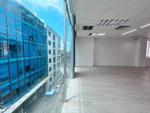 Hình ảnh Văn phòng 105m2 Thoáng mát Giá rẻ - Tiện nghi đường Điện Biên Phủ