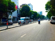 Hình ảnh Cho thuê nhà MT Nguyễn Cư Trinh, Quận 1. Trệt 4 lầu, 8pn, 5wc chỉ 59tr