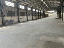 Hình ảnh Cho thuê kho gần chợ lớn 900m2 có pccc đầy đủ xe container chạy