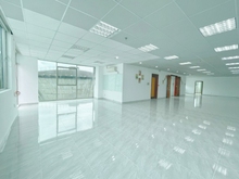 Hình ảnh Văn Phòng Hồ Văn Huê, Phú Nhuận Cho Thuê DT 220m2 sàn suốt
