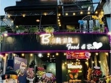 Hình ảnh Cho thuê nhà Mặt Tiền Trường Sa, p14, Quận 3 - Đoạn 2 chiều kd tự do