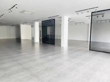 Hình ảnh 🌻 Cho thuê showroom, diện tích 400m2, mặt tiền Quốc Hương, p. ThĐiền