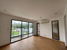 Hình ảnh Cho thuê biệt thự 250m2 có hồ bơi tại Thảo Điền, Q2. Giá 70tr/tháng