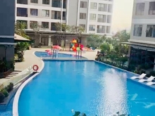 Hình ảnh Khách Kẹt Tiền Cần Bán Gấp Căn 2PN View Hồ Bơi Cực Đẹp Chỉ 2,350 Tỷ