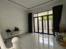 Hình ảnh Bán gấp ngôi nhà 2 tầng xinh xắn, kiệt ô tô  Nguyễn Nhàn