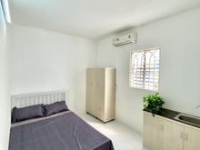 Hình ảnh Phòng sẵn nội thất, thoáng mát. Gần Phan Xích Long 2 phút