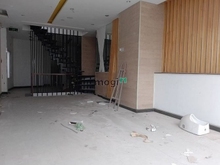 Hình ảnh Cho Thuê Nhà Mặt Tiền Đề Thám, Quận 1 – 4 tầng. Giá 60tr/tháng