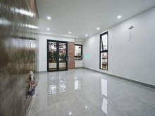 Hình ảnh HOT! Nhà cho thuê MT Nguyễn Hữu Cầu, P. Tân Định Q1 - 5 Lầu thang máy
